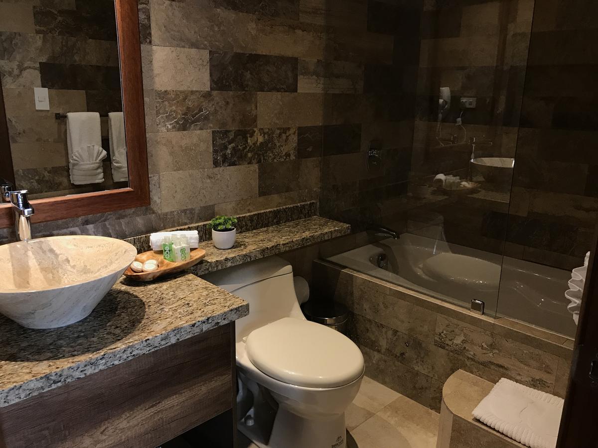 Ilalo Garden Hotel & Restaurant Кито Экстерьер фото